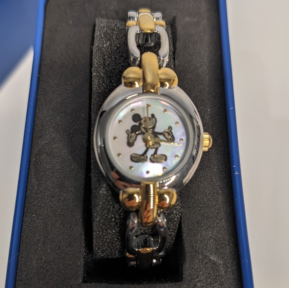 BNIB Vintage Mickey Mouse watch by Lorus